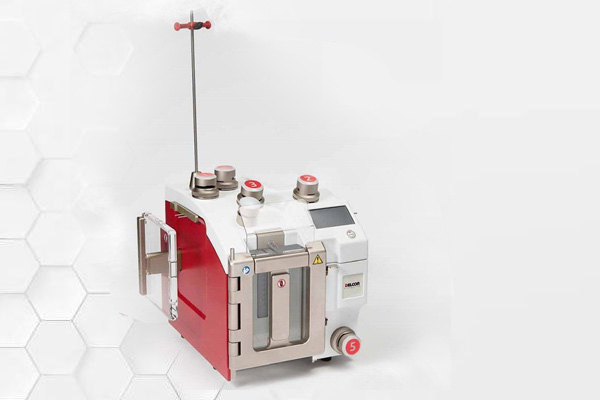 Plasma extractors of blood components